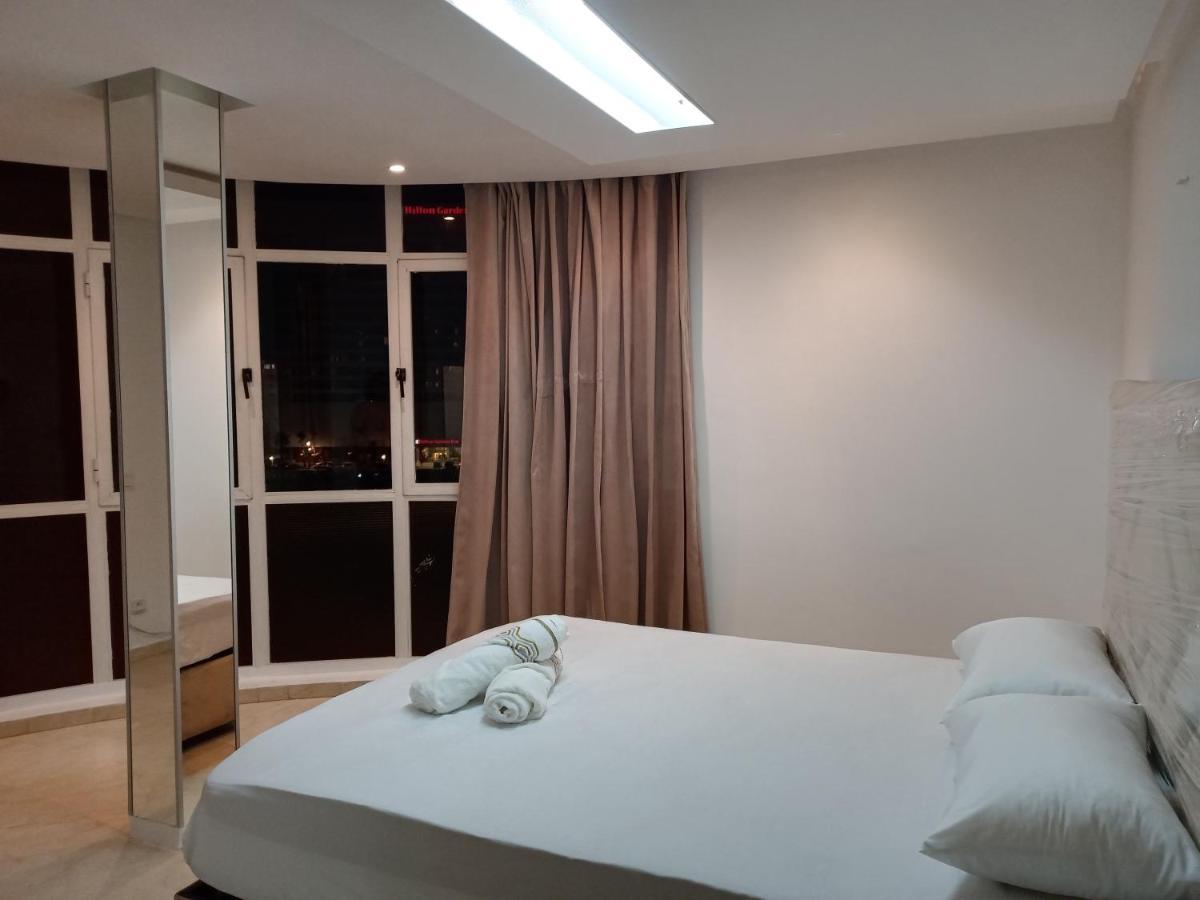 Amazing Appartement Au Centre Ville En Face Hilton & Gare Train De Tgv De Tanger Tangier Exterior photo