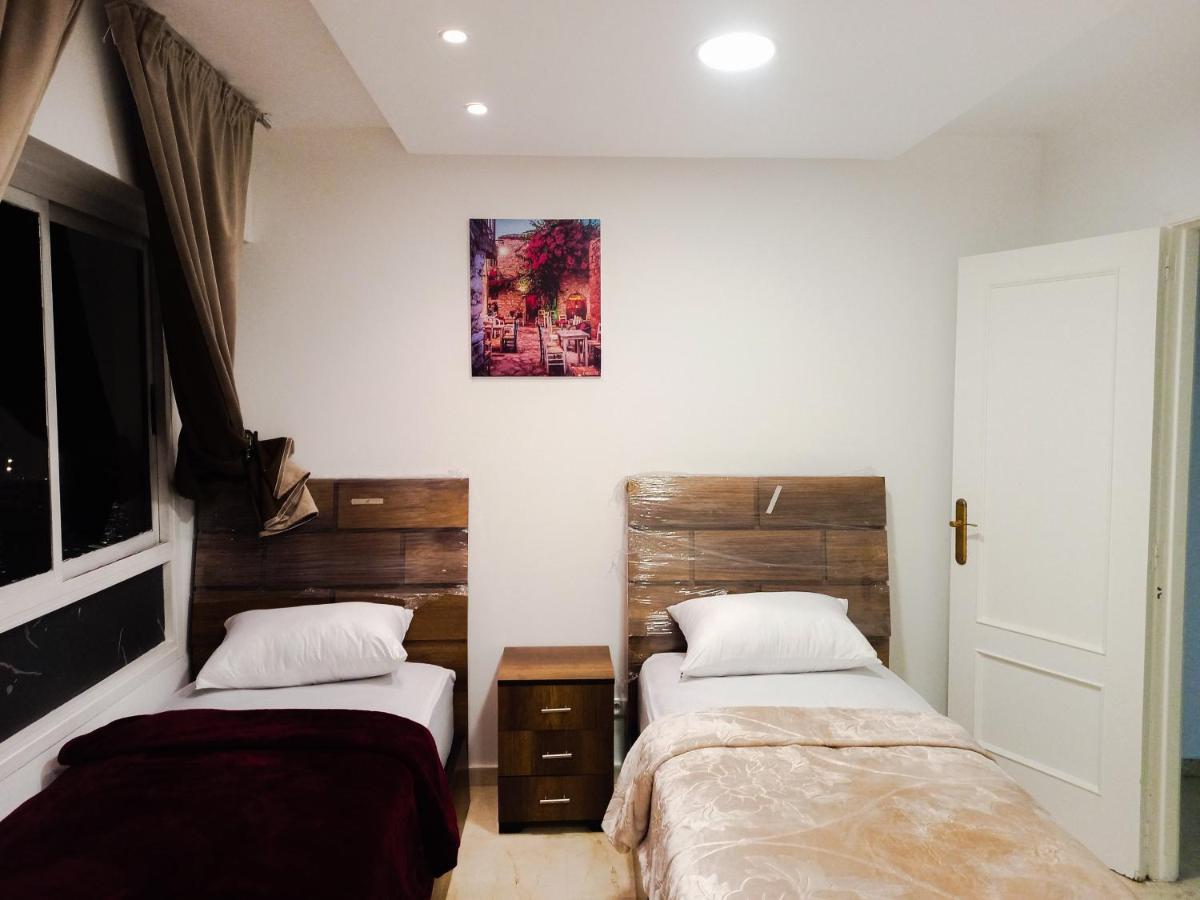 Amazing Appartement Au Centre Ville En Face Hilton & Gare Train De Tgv De Tanger Tangier Exterior photo